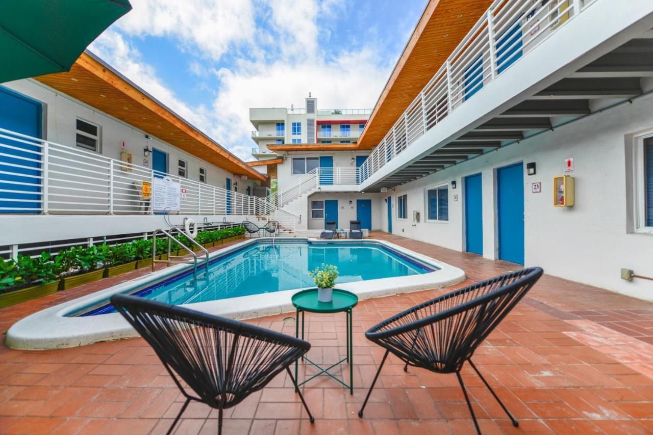 Fantastic 1 Bedroom With Pool Steps From The Beach #43 ハリウッド エクステリア 写真