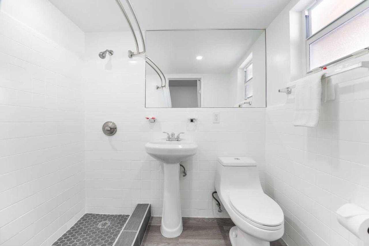 Fantastic 1 Bedroom With Pool Steps From The Beach #43 ハリウッド エクステリア 写真